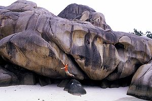 klem loskot bouldering