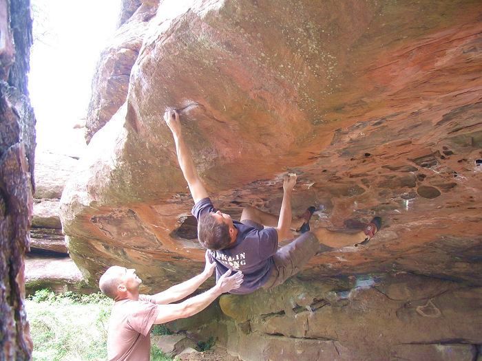 Gabriel Pont dans la sortie droite de "La Campana", 7c+